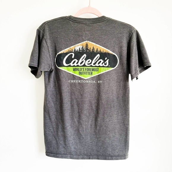 Cabela's Gray Cheektowaga NY Tee Shirt sz Small - Picture 1 of 4